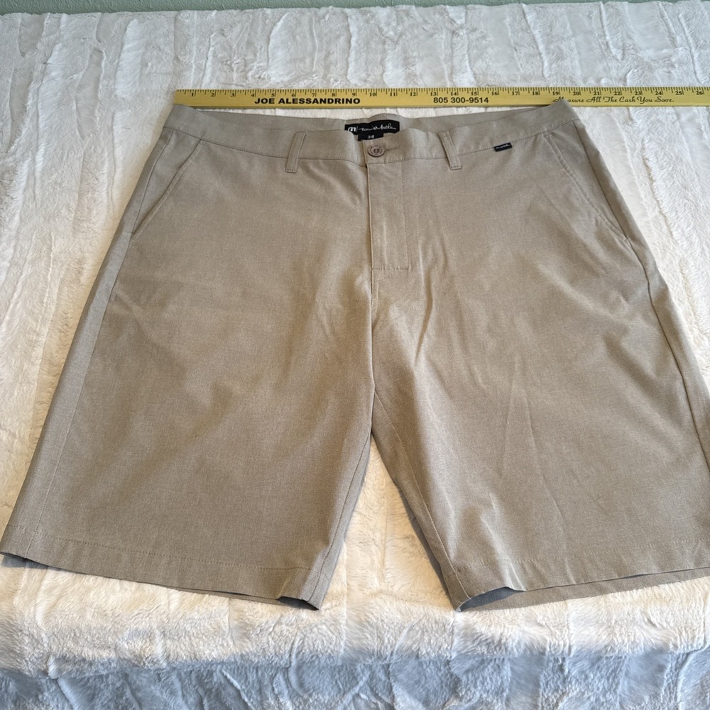 Travis Mathew Men's Flat Front Shorts Light Taupe - Picture 3 of 9